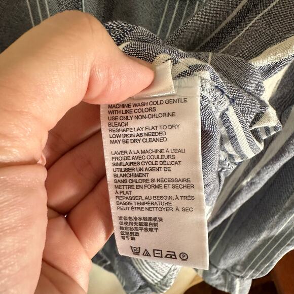 Maeve By Anthropologie Women's Medium Blue & White Viscose Button Up Blouse - Picture 5 of 9